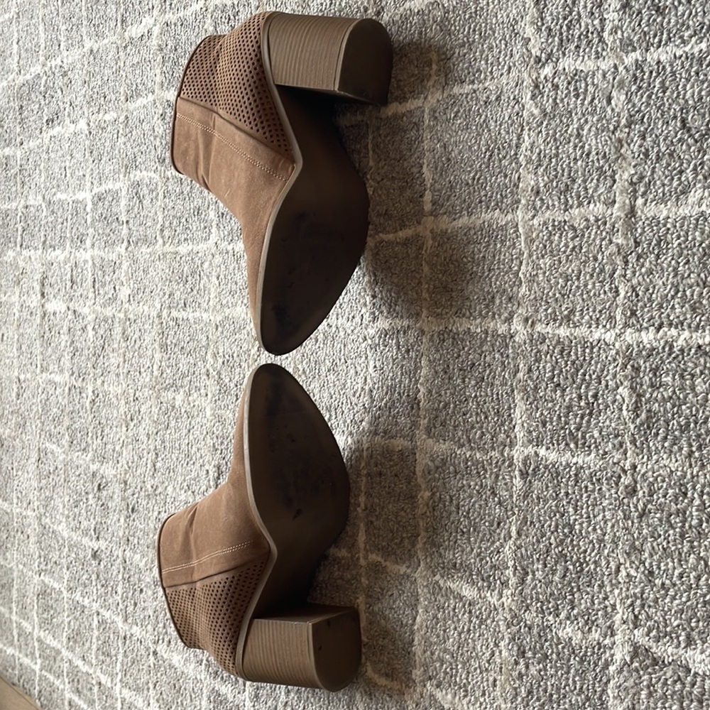 Target Heeled Booties - Picture 4 of 5